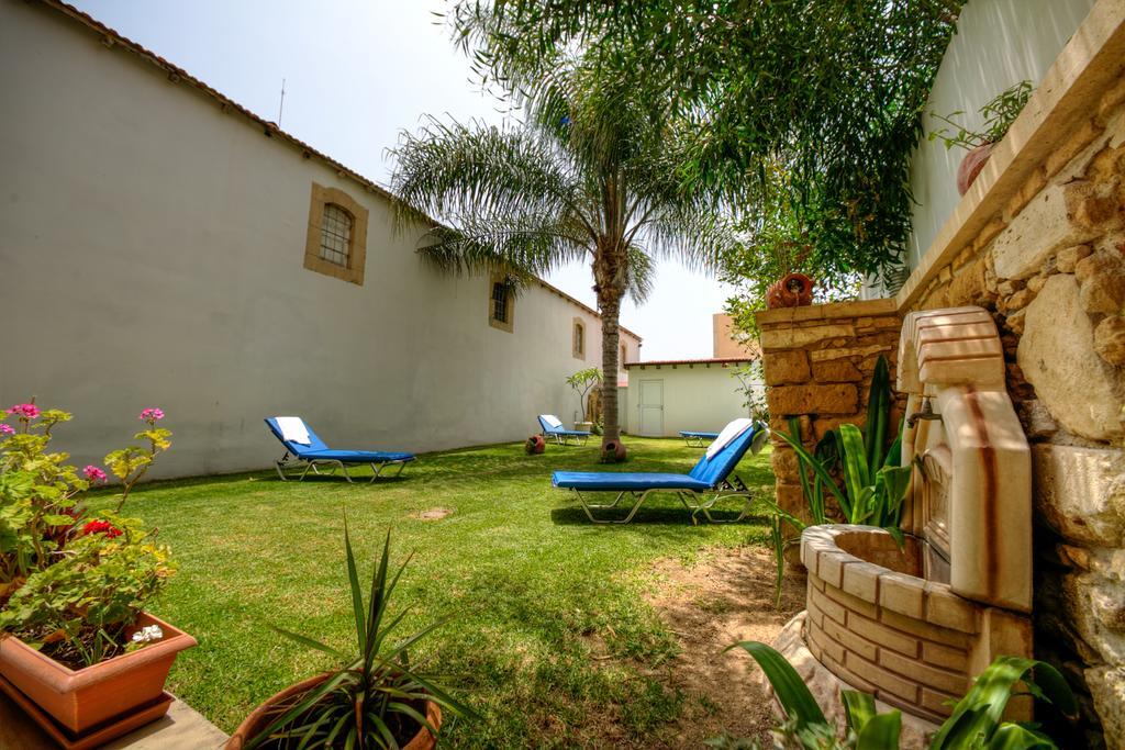 Alkisti City Hotel Larnaca Exterior photo